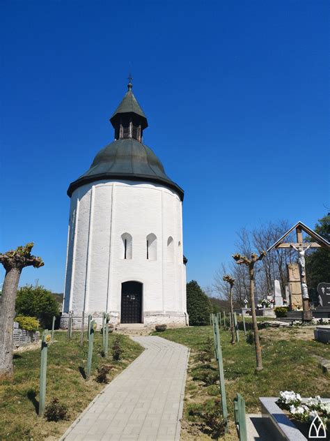 Kallósd Szent Anna kerektemplom Középkori templomok