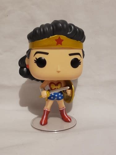 Funko Pop Mulher Maravilha Wonder Woman Golden Age Wonder Woman