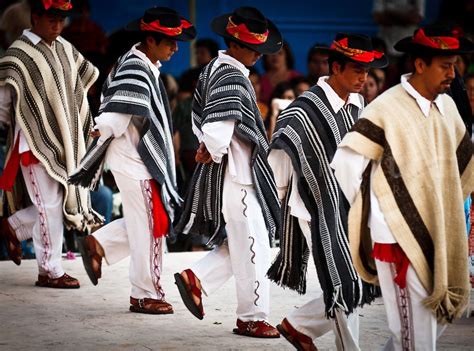 Mexican Traditional Clothing Mexican Outfit Outfits For Mexico