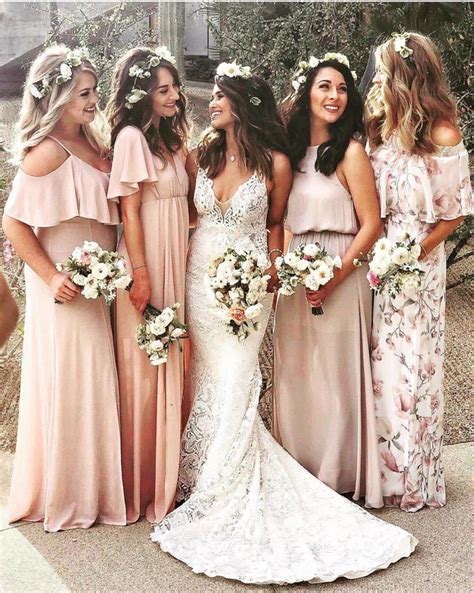 20 Wedding Photo Ideas For Your Bridesmaids Deer Pearl Flowers