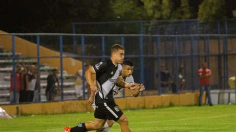 Ponte Preta anuncia rescisão de contrato quatro jogadores