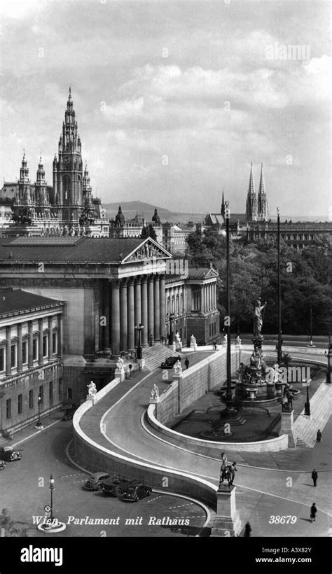 Austria vienna 1930s Black and White Stock Photos & Images - Alamy