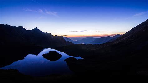 Gunung Danau Di Malam Hari Wallpaper Hd Wallpaperbetter