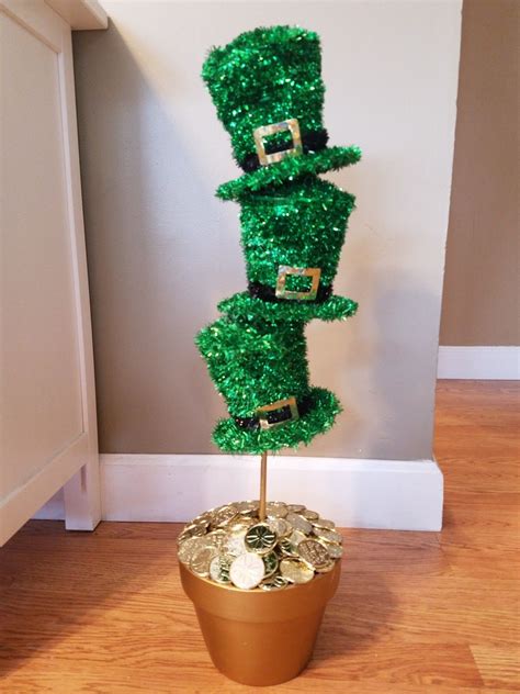 Pin By Pinner On Made By Me St Patricks Crafts St Patricks Day