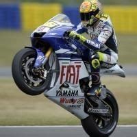 Moto Gp Rossi Un Contrat Avec Yamaha Avant La Tr Ve Estivale