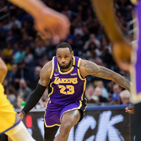 Download Lakers Player In Action2020 Wallpaper