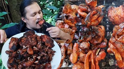 Inihaw Na Isaw O Bituka Ng Baboy At Manok Grilled Pork Intestine