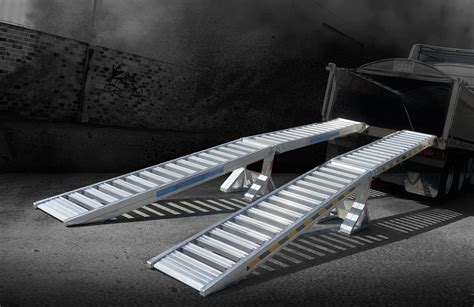 Center-Supported Loading Ramps | Heavy-duty Center Support Ramps