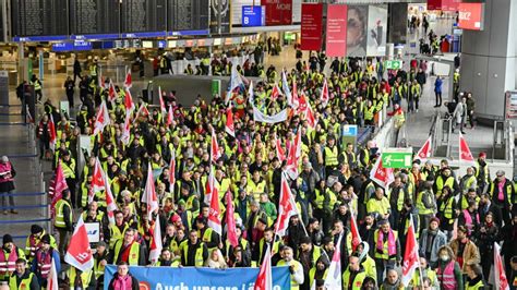 Ausgelaufene G Lle Stillstand Am Frankfurter Flughafen