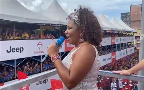 Ministra Margareth Menezes Canta No Carnaval De Recife Jornal Onze De