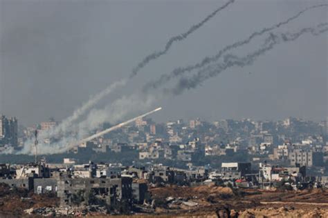 Tras Fin De La Tregua Entre Israel Y Hamas Se Reanudan Los Combates Y