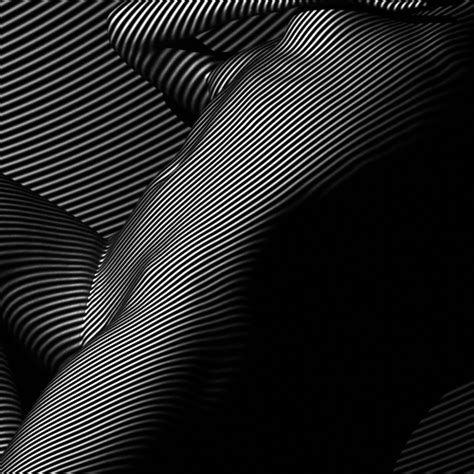 Animated S Of Women Bodies Between Light And Shadows Fubiz Media