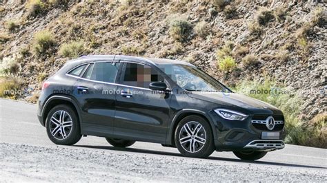 Novo Mercedes Benz Gla Est Em Testes Para E Ter Vers O H Brida