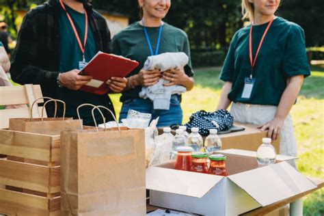 Collecte alimentaire et produits d hygiène Le village de Montigny