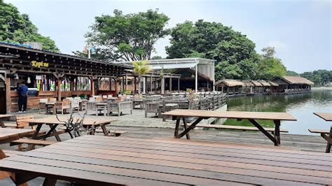 Restoran Kampung Laut Kota Semarang