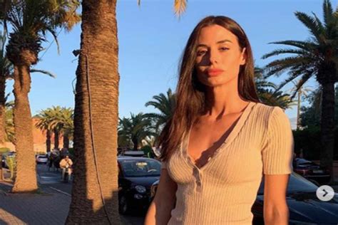 Sara Vulinovic chi è la Madre Natura di Ciao Darwin Milano zone