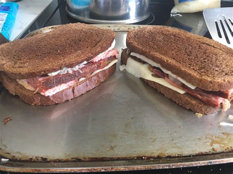 [Homemade] Reuben sandwiches : r/food