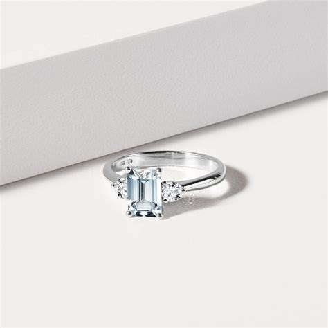 Ring Mit Aquamarin Und Diamanten Im Brillantschliff In Wei Gold Klenota