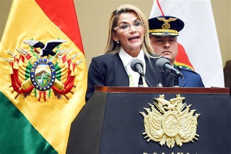 Bolivia El Mas Impugnará Candidatura De Jeanine Áñez Y La Central Obrera Pide Su Renuncia