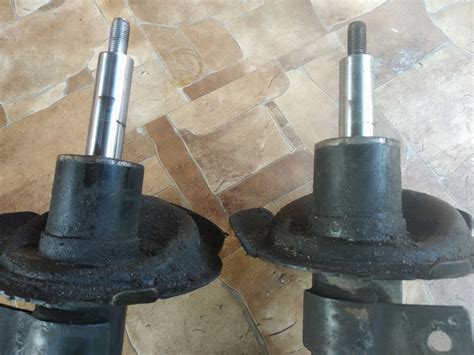 Заменил передние стойки, опоры и опорные подшипники — Ford C-Max I, 1,8 ...