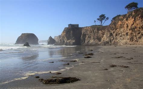 Seaside Beach in Fort Bragg, CA - California Beaches