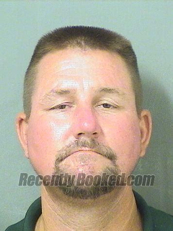 Recent Booking / Mugshot for JOHN M BUNTING in Palm Beach County, Florida