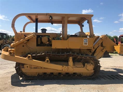 Caterpillar D G