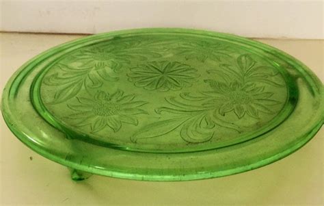 Depression Glass Footed Cake Plate Green Sunflower Pattern Etsy