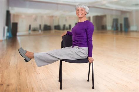 Ejercicios De Yoga En Silla Efectivos Para Adultos Mayores