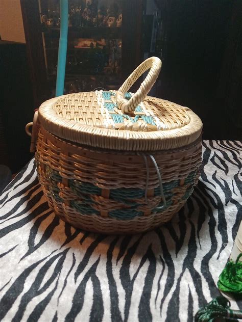 Vintage Made Exclusively For Singer Sewing Basket Woven Wicker With