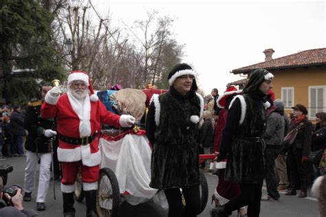 La Web Tv Di Babbo Natale Si Presenta A Govone Il Magico Paese Di