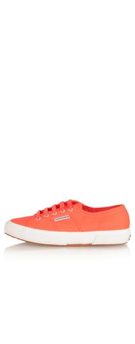 Superga Classic 2750 Cotu Shoe In Red Coral