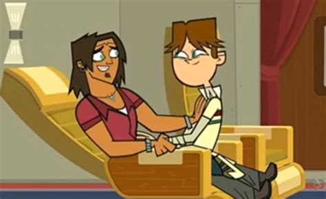 What is your favorite type of love triangles? - TDI's Noah and Cody ...