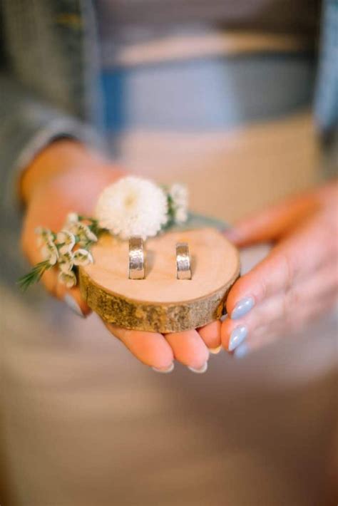 Ideal For A Rustic Wedding Ring Container Add Some Flowers To Make It