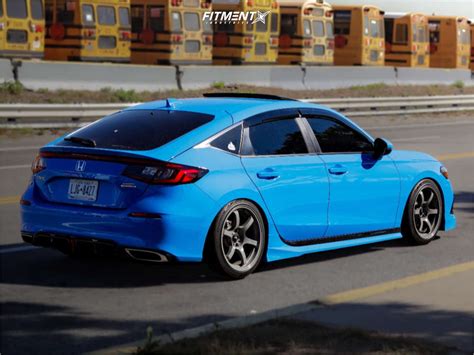 2024 Honda Civic Sport Touring with 18x9.5 Gram Lights 57dr and Hankook