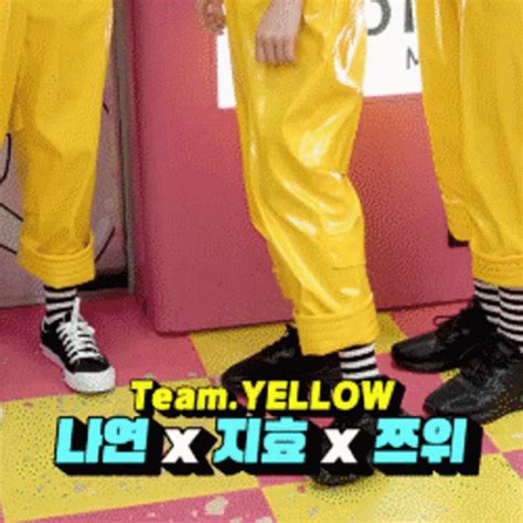 yellow gifs gifdbcom