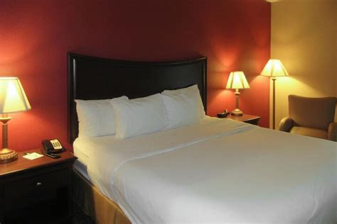 Quality Inn & Suites Owego | Bookonline.com