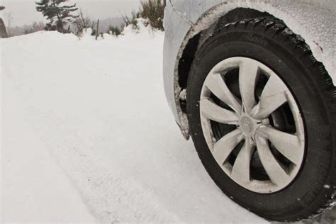 Loi Montagne A T On Le Droit De Rouler Avec Des Pneus 4 Saisons