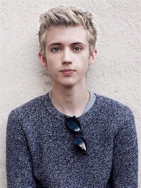 Blonde Troye Sivan Cute Guys Beautiful People Tyler Oakley