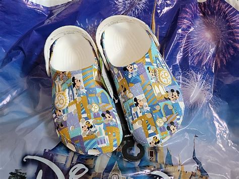 Walt Disney World 50th Anniversary Crocs Clogs Mickey Minnie M4 W6 Ebay