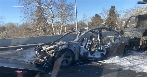 Tesla Catches Fire After Crash On Highway In Sacramento Cbs Sacramento