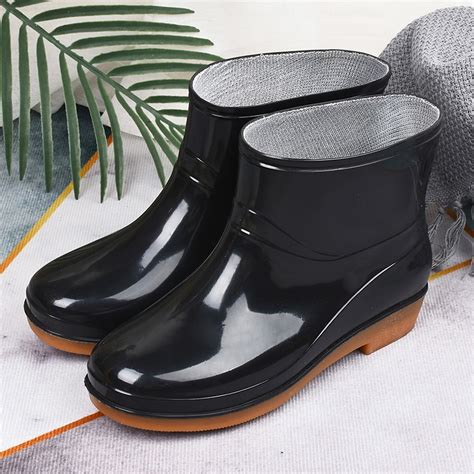 Rain Boots Waterproof And Anti-slipping Rainboots For Women ...