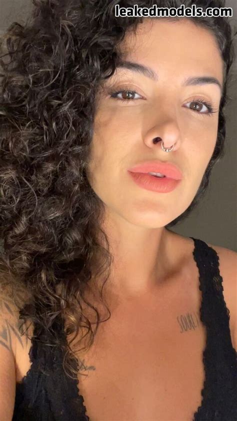 Giovana Fagundes Giovanafagundes Nude Leaks OnlyFans Photo 33