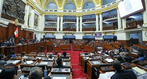 Congreso proponen elevar número de congresistas y su reelección