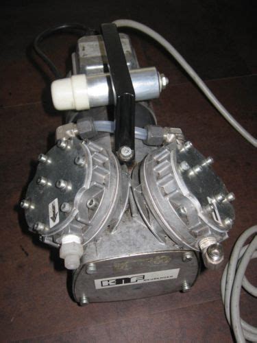 Knf Neuberger Double Diaphragm Vacuum Pump Model Pu N