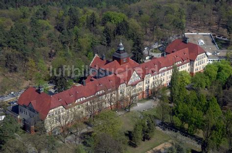 Beelitz Heilstätten von oben Klinikgelände des Krankenhauses