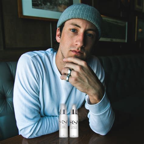 sks skincare  men kata siapa cowok ga  insecure  kok