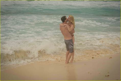 The Path S Leven Rambin Packs On The Pda With Tilky Jones In New Beach