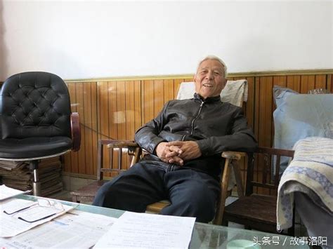 洛陽82歲老人楊繼純，耗時30年，藏書17萬冊，價值43萬 每日頭條