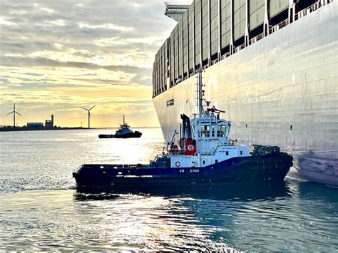 Grève des officiers du port à la capitainerie de Marseille Fos